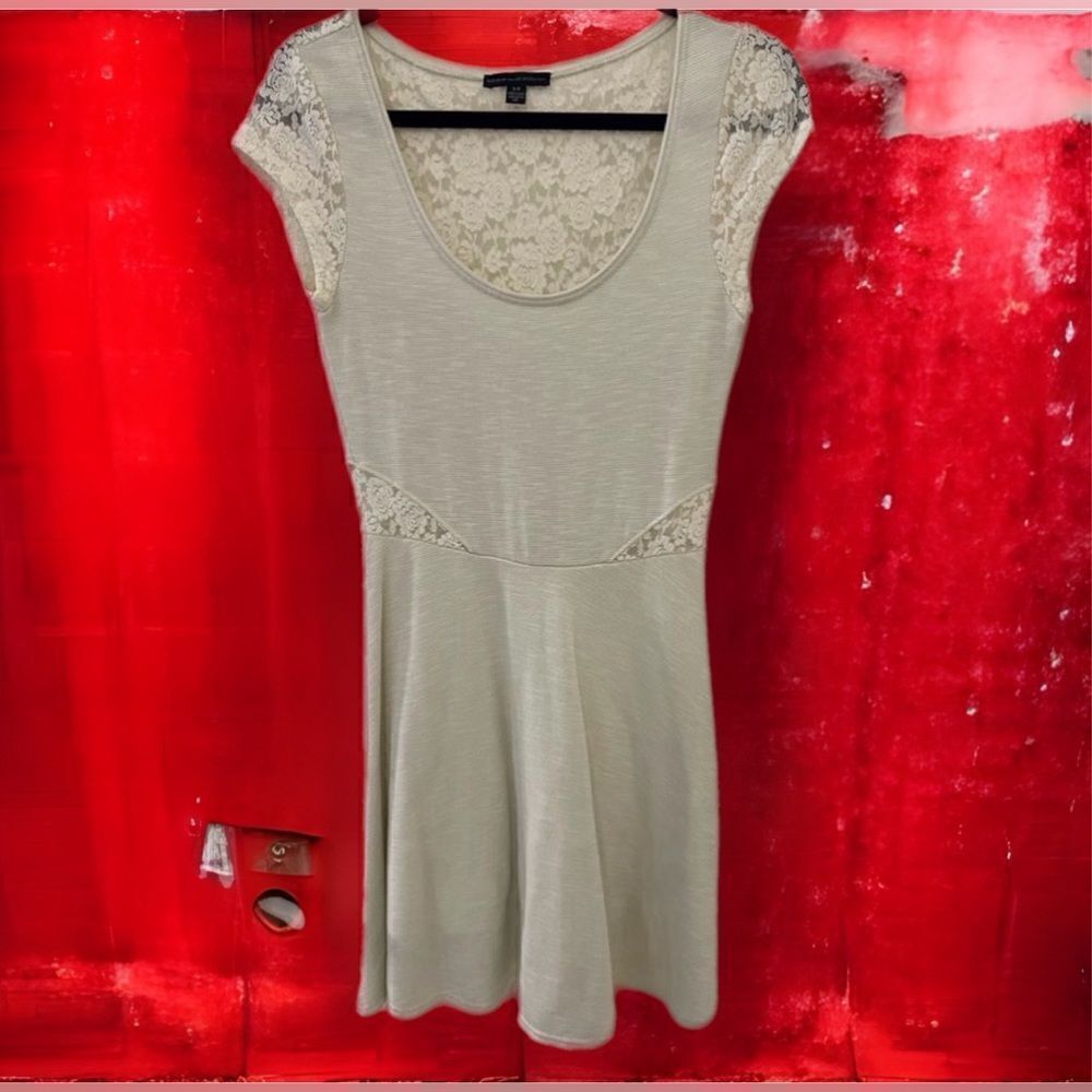 American Eagle Dress with Lace in Small